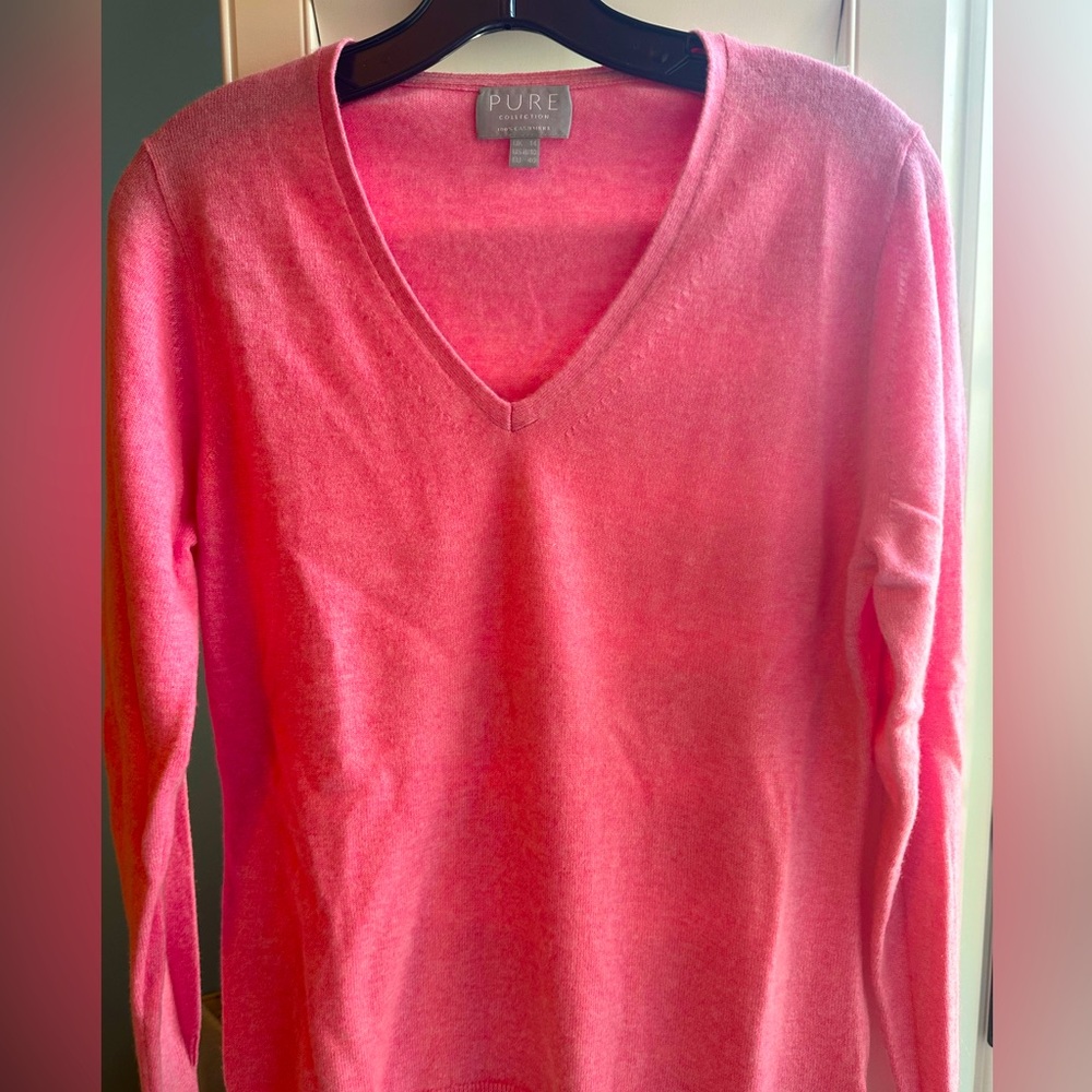 Pink cashmere V-neck sweater